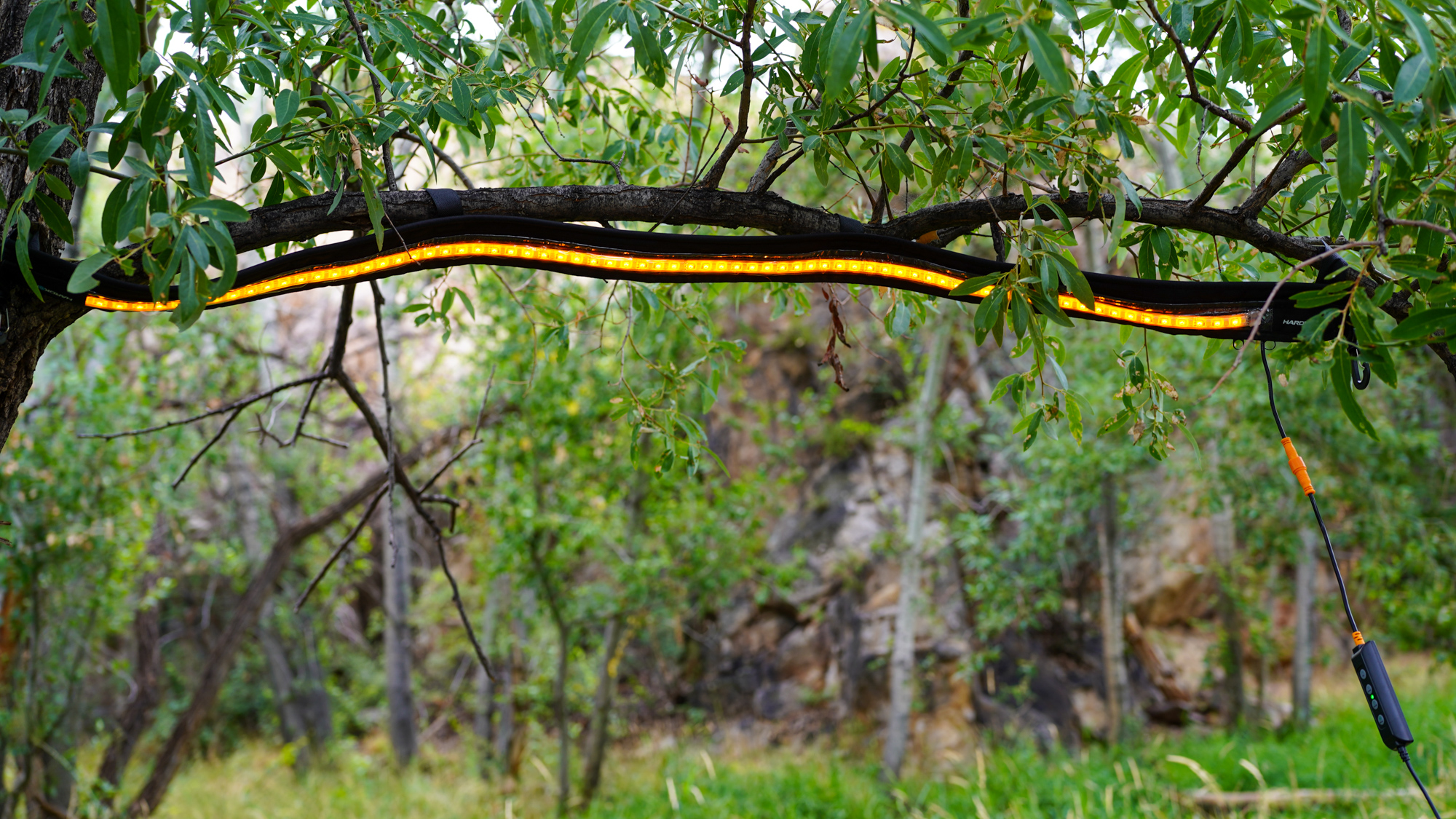 Hardkorr 1.2 Meter Tri-Colour Ezy-Fit Flexible LED Strip Light