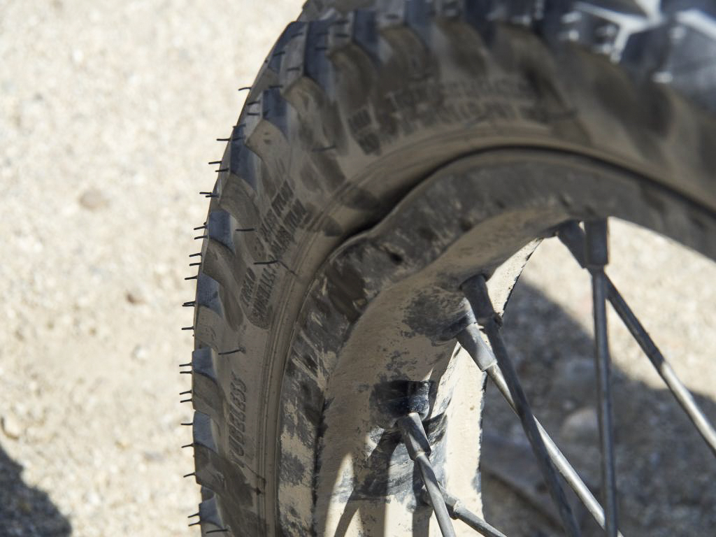 bent dented motorcycle wheel 2017-2