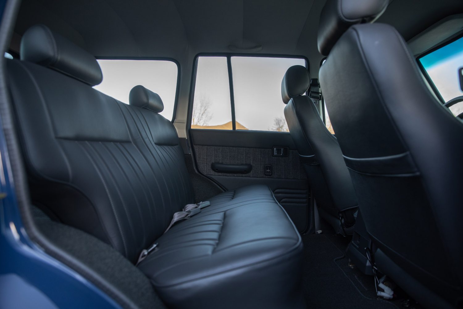 Toyota FJ62 vintage land cruiser restomod