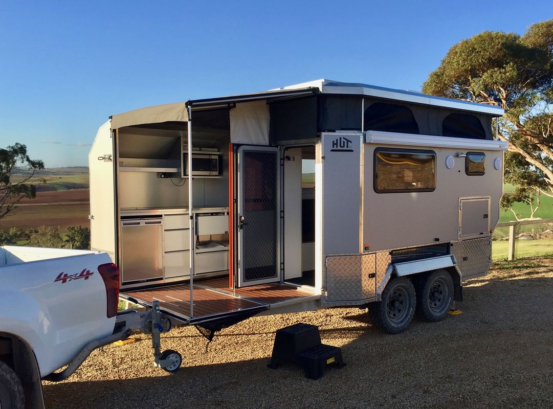 hutrv dekpod overland trailer